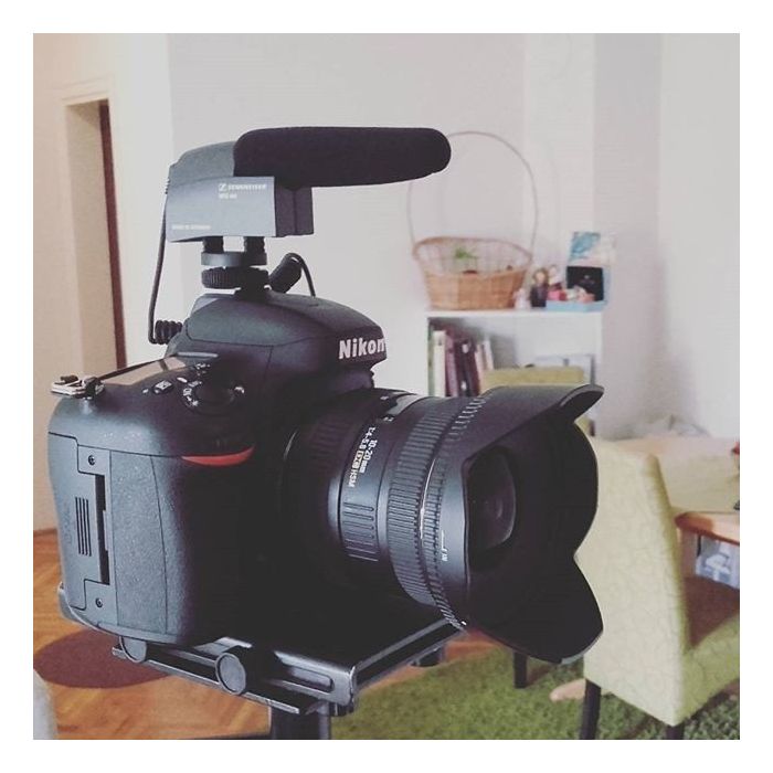 Sennheiser MKE 400 mikrofon za kamere