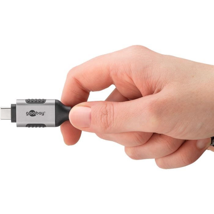 115f0ec8-c8a5-4ab3-aaa0-1019b50a87d7-70696_USB-C-in-Hand.png.jpg