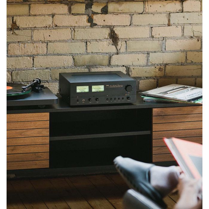NAD C 3030 - retro stereo integrisano pojačalo sa HDMI eARC i Bluetooth