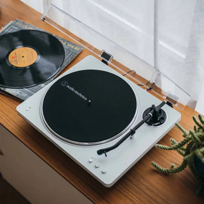 Audio Technica AT-LP70XBTWS gramofon