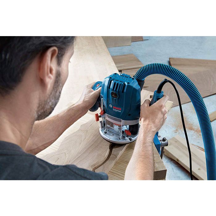Bosch GOF 130 površinska glodalica